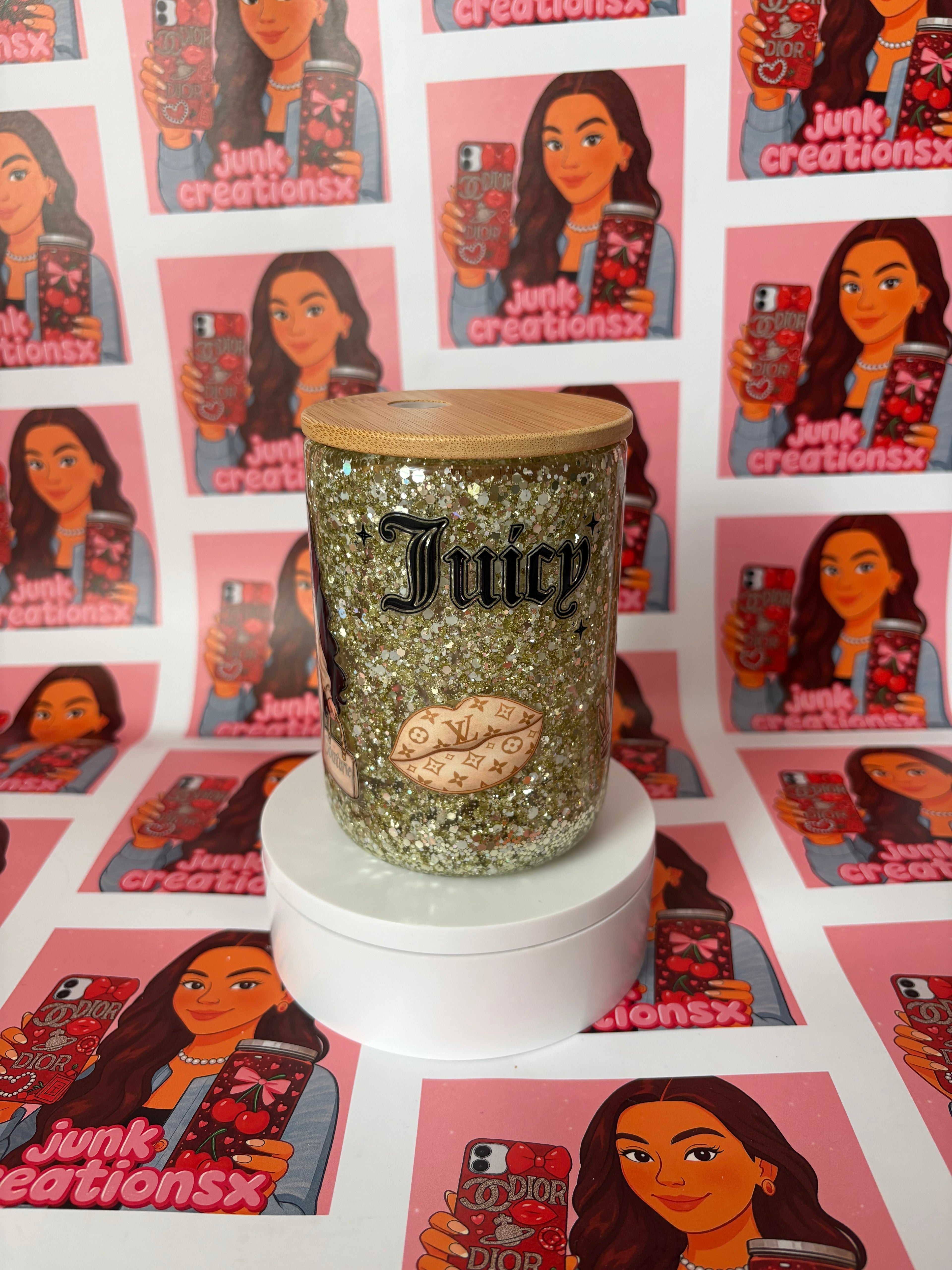 Juicy snowglobe Mug