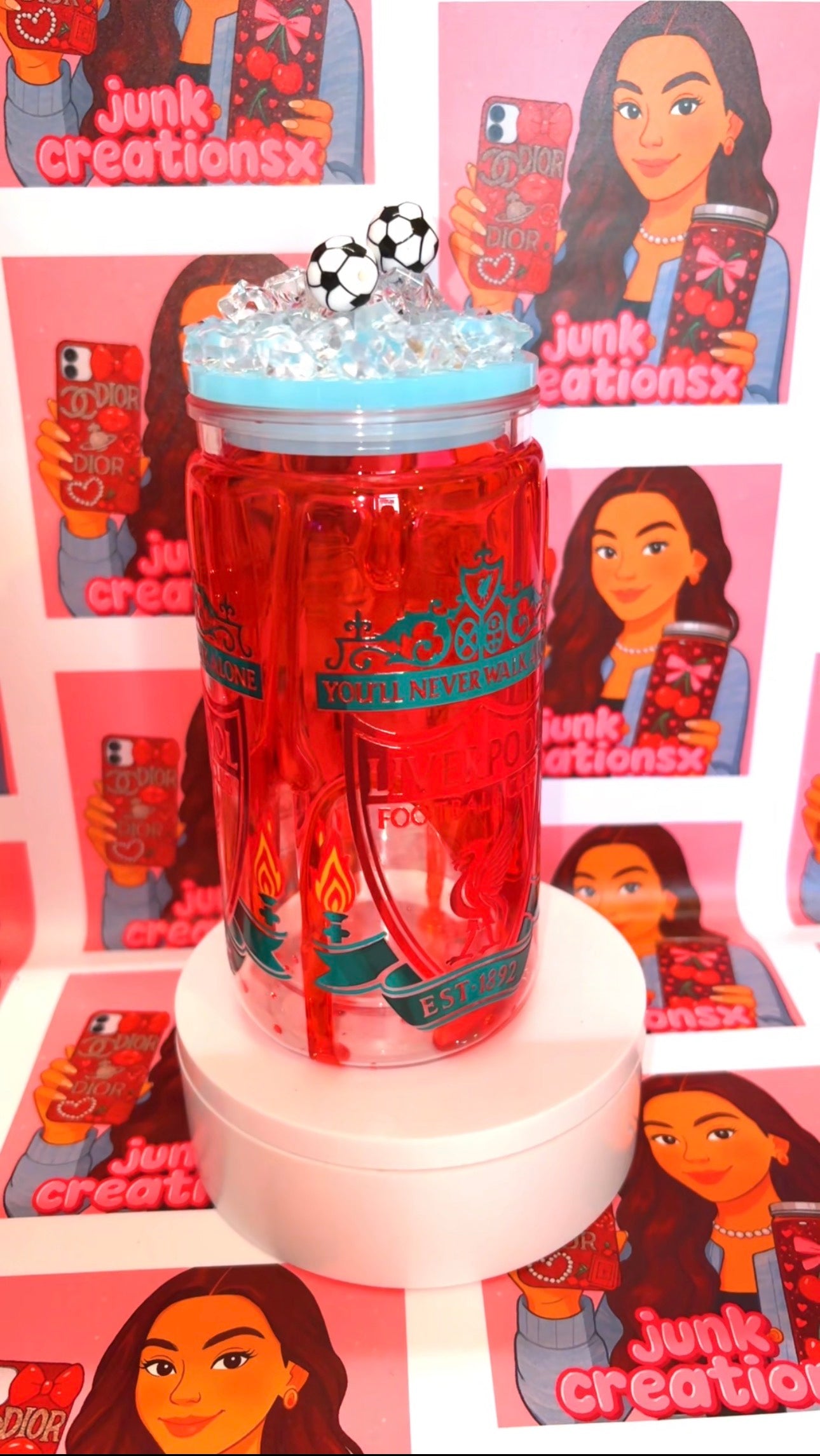 Liverpool cup with ice & charm