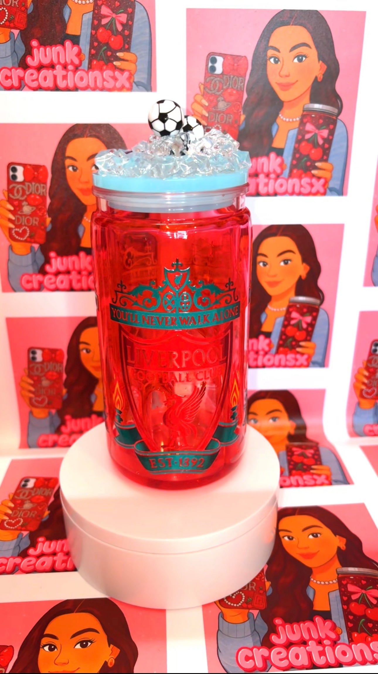 Liverpool cup with ice & charm